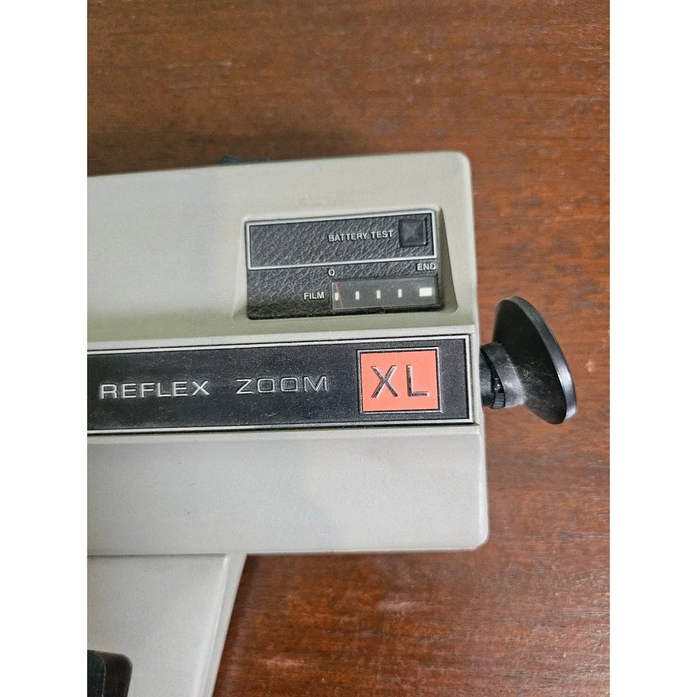Sears Reflex Zoom XL Super 8 Movie Camera Gray Model 584.91901 Vintage